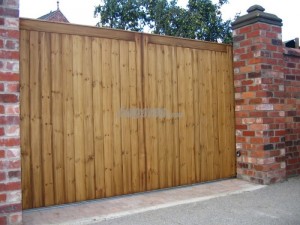 Softwood Flat Top Gate