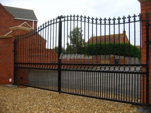 Steel Decorative drive gates 